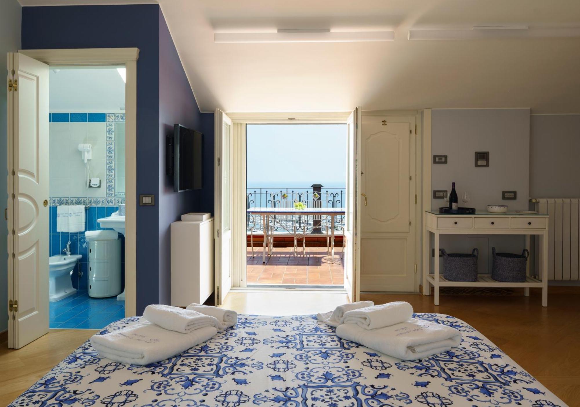 Suite Aphrodite - Exclusive Flat Salerno Kültér fotó